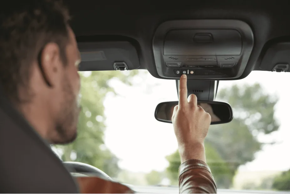 Chevrolet y Claro presentan el primer ‘carro conectado’