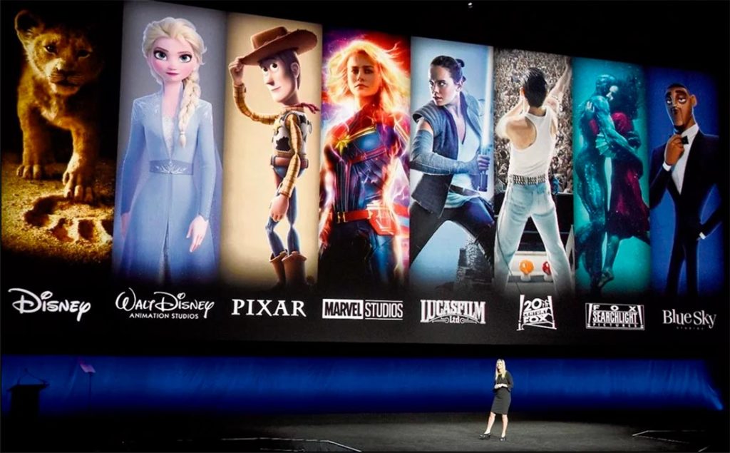 Disney se sube al bus de películas y series en línea.