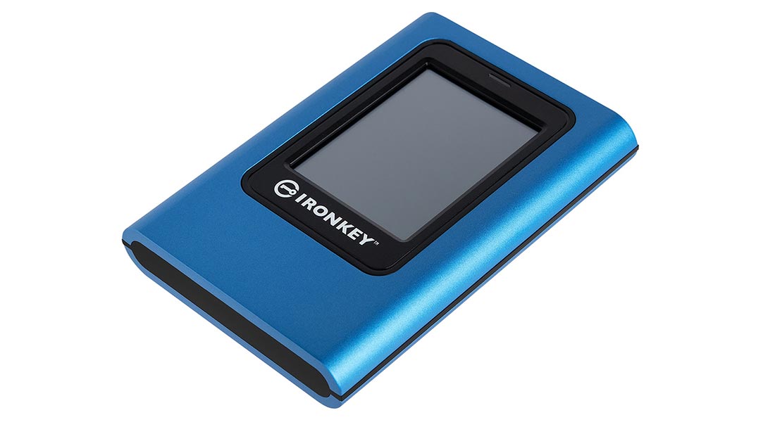 Kingston lanza SSD Externo con pantalla táctil y cifrado de datos.