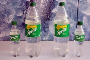 Sprite cambia su icónico verde por transparente