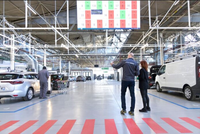 Renault y Schneider Electric promueven la movilidad sostenible con tecnología eléctrica verde