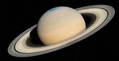 Saturno salva a la tierra de ser impactada por un cometa