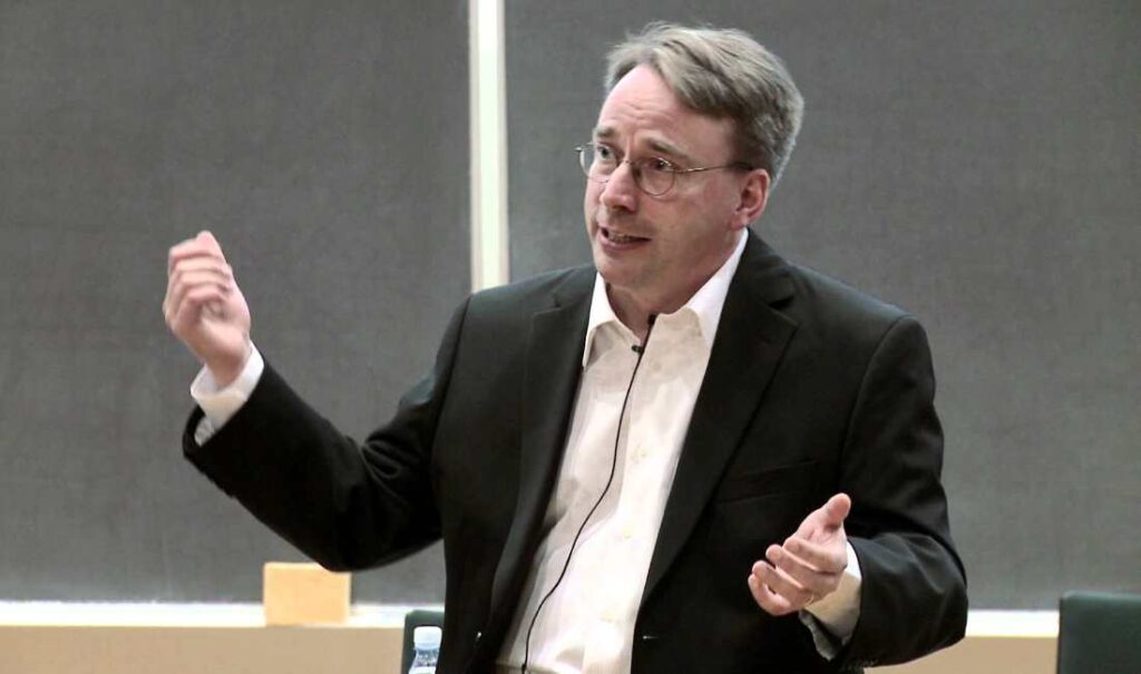 Linus Torvalds Explota Contra Intel, AMD y Nvidia