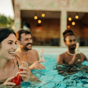 Parrillada Pool Party en AC by Marriott Santa Marta